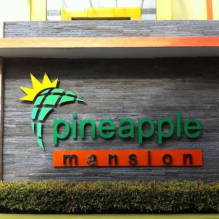 Hotel Pineapple Mansion Solo Zewnętrze zdjęcie