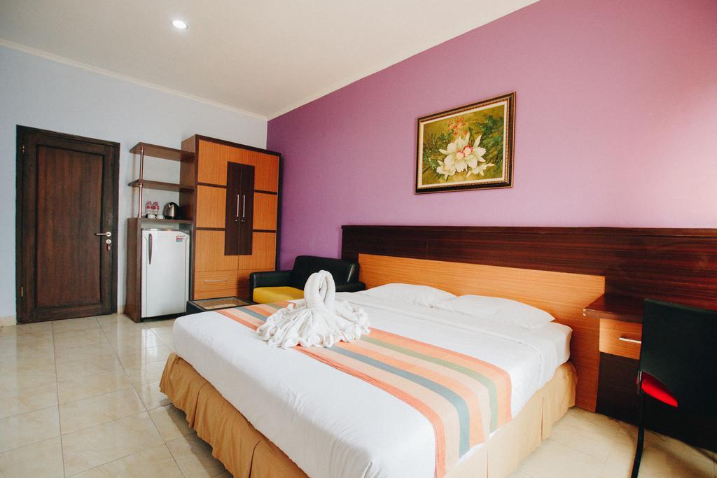 Hotel Pineapple Mansion Solo Zewnętrze zdjęcie