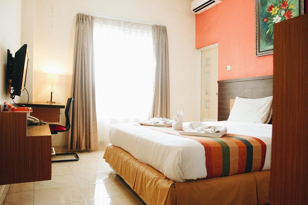 Hotel Pineapple Mansion Solo Zewnętrze zdjęcie