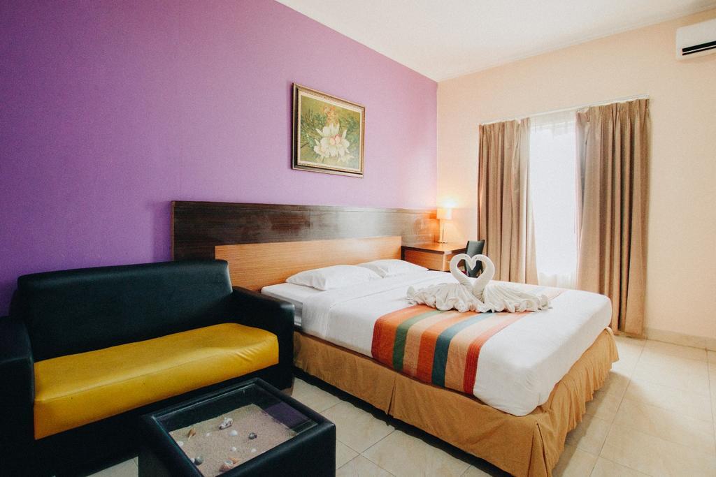 Hotel Pineapple Mansion Solo Zewnętrze zdjęcie