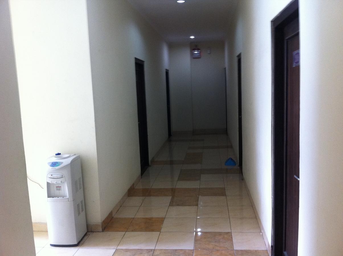 Hotel Pineapple Mansion Solo Zewnętrze zdjęcie